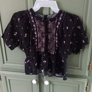 Super cute boho top!